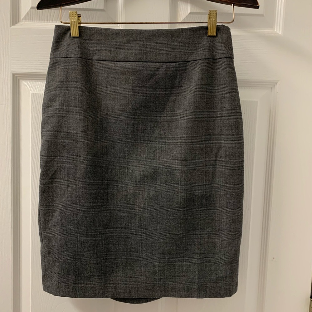 Ann Taylor NWT Glen Plaid Flounce Back Pencil Skirt SZ 2